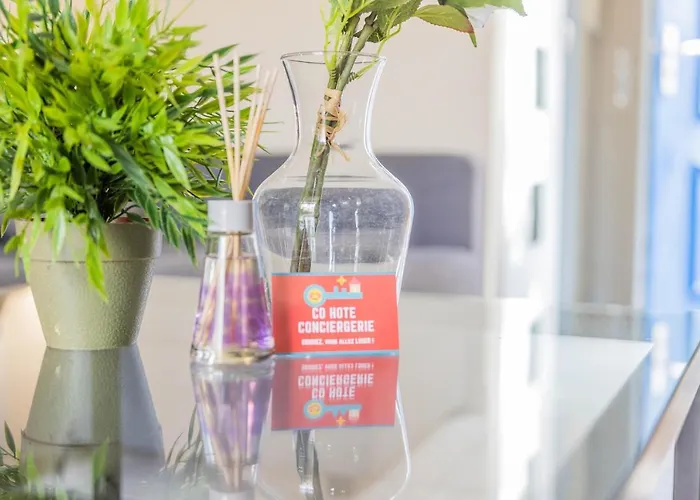 Hotel New-le Golfy Parking Terrasse Golf Piscine Pros Servicesconciergerie Motte